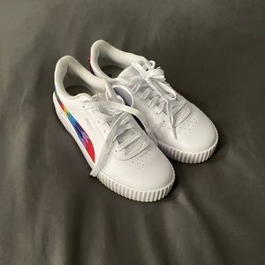 Puma women’s size 8 shoes
